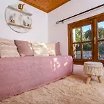 Holiday home Old Nest House *