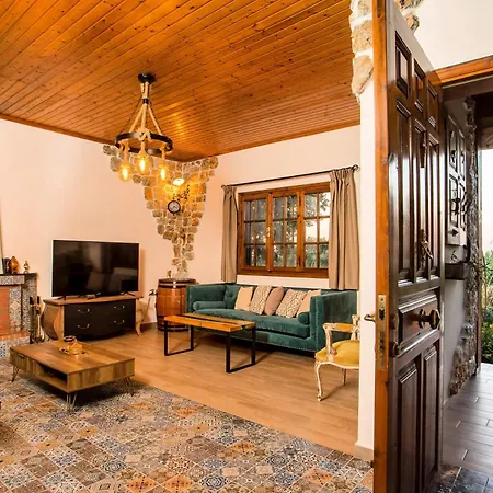 Old Nest House Sálakos