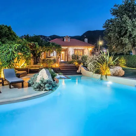 Prázdninový dům Old Nest House