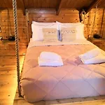 Old Nest House Holiday home *