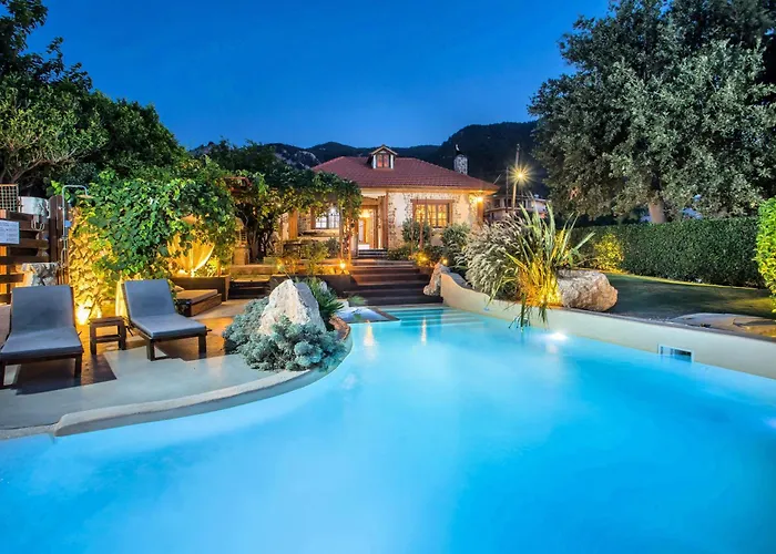 Holiday home Old Nest House